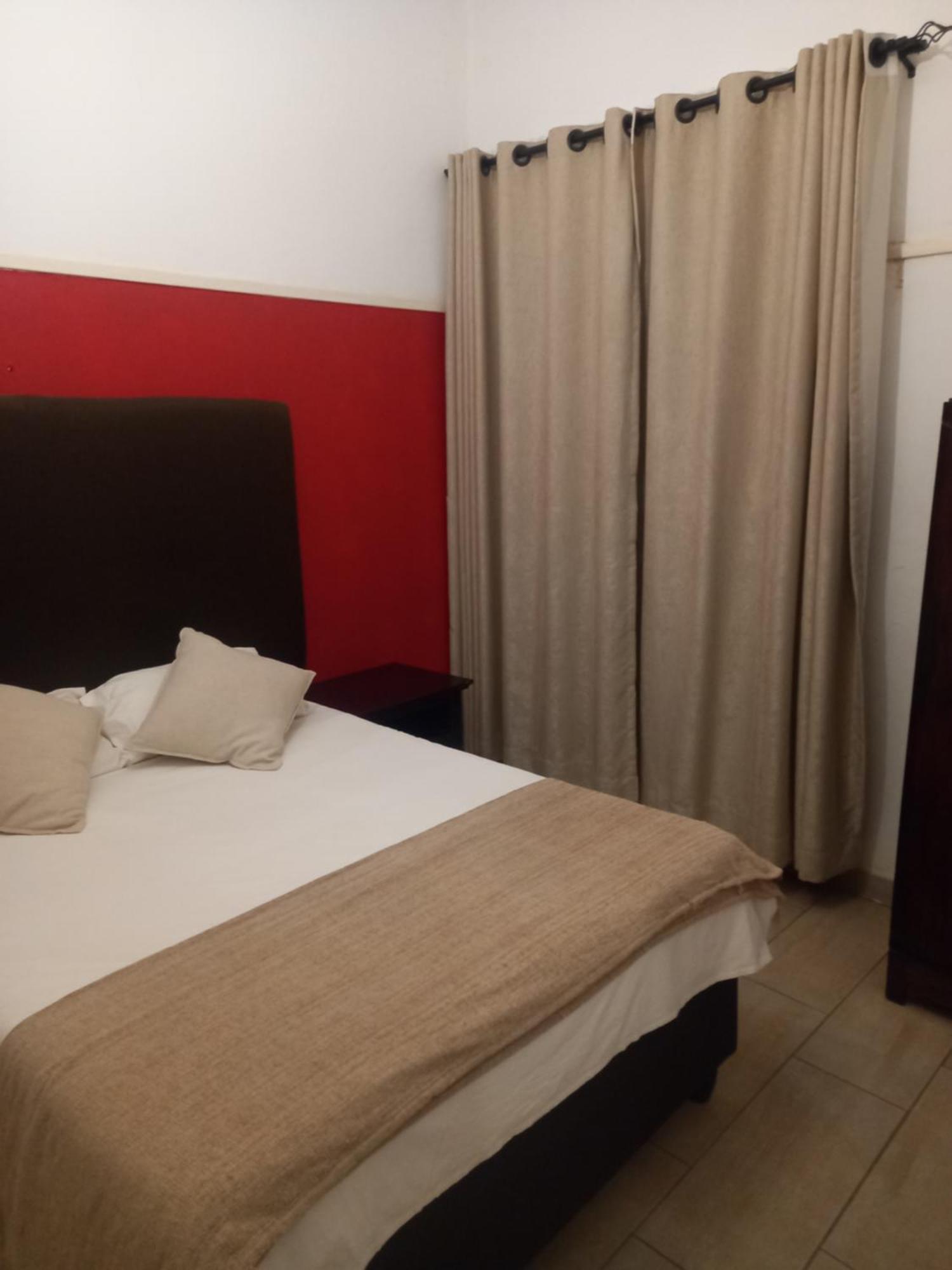 בולוואיו Choice Backpackers Lodge מראה חיצוני תמונה