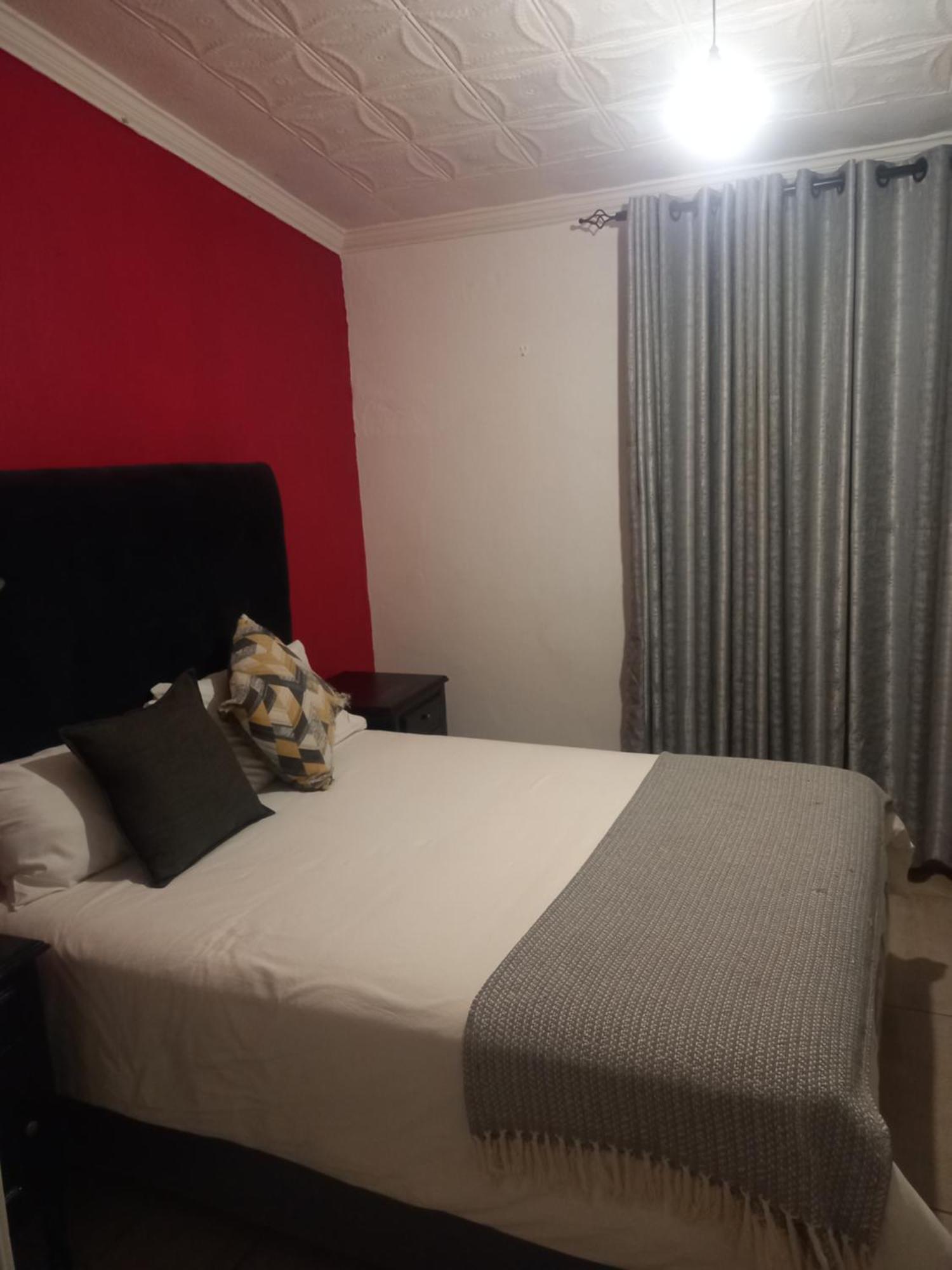 בולוואיו Choice Backpackers Lodge מראה חיצוני תמונה