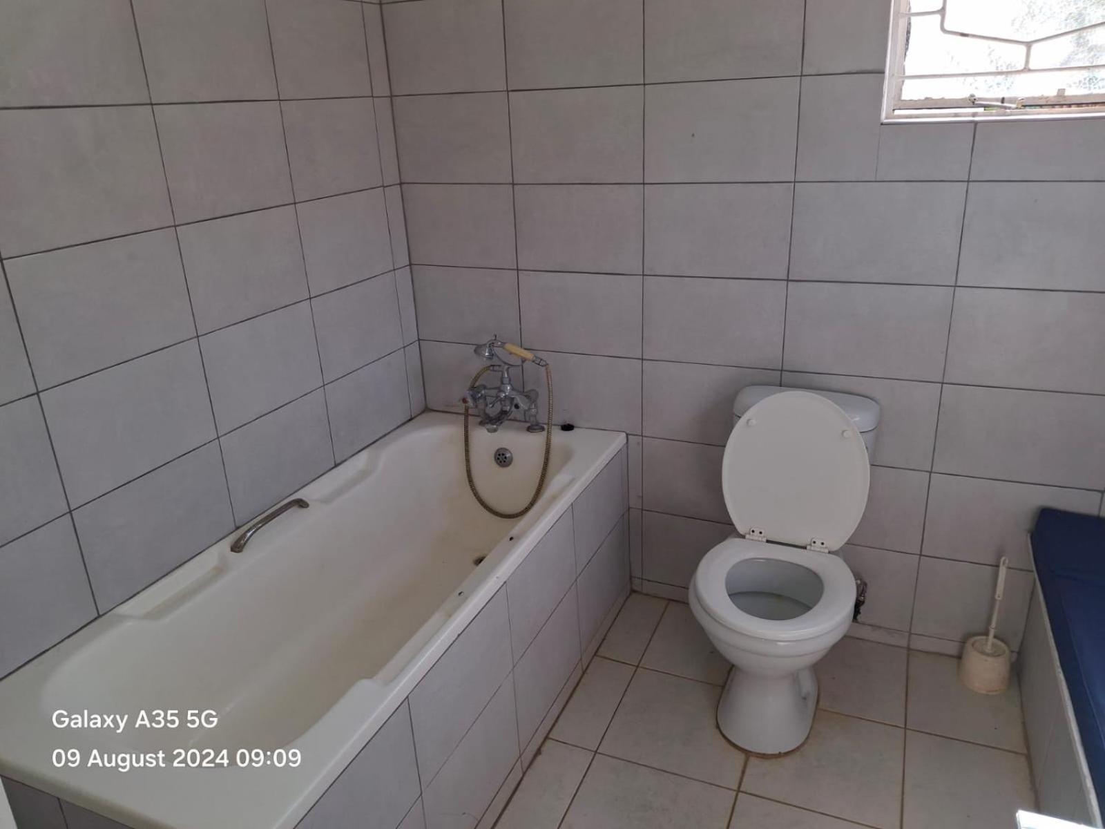 בולוואיו Choice Backpackers Lodge מראה חיצוני תמונה